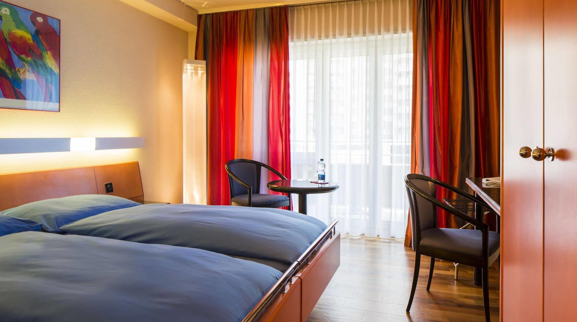 Baxter Hotel Висп Экстерьер фото