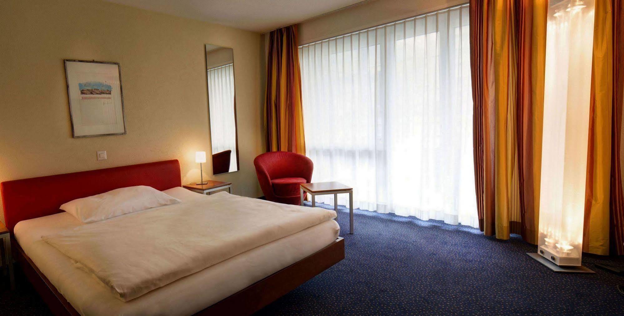 Baxter Hotel Висп Экстерьер фото
