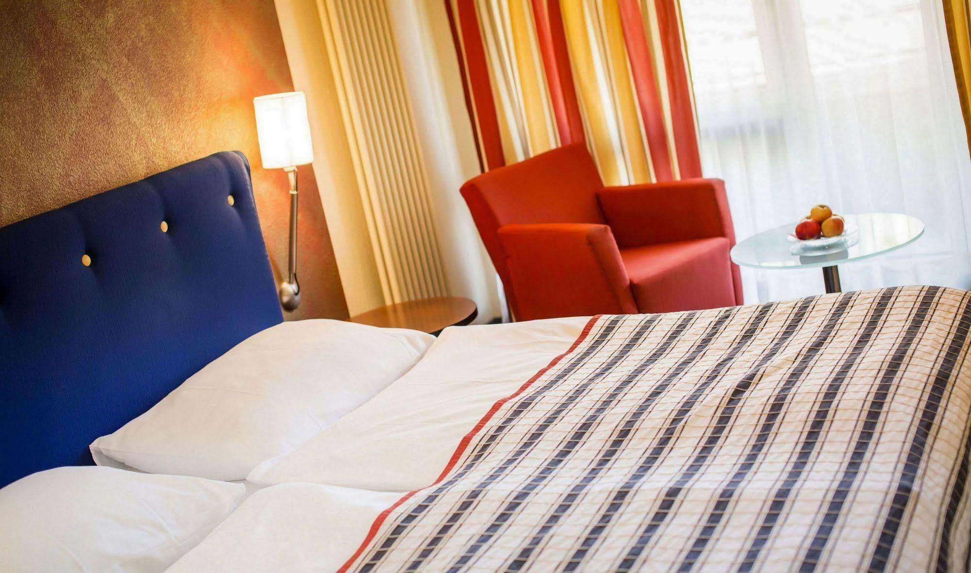 Baxter Hotel Висп Экстерьер фото